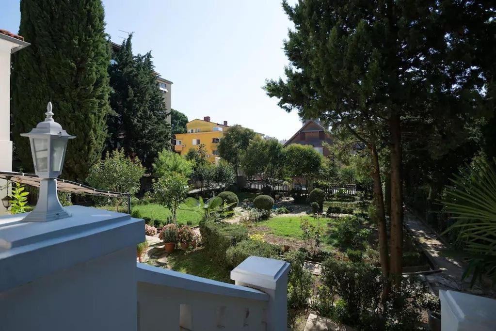 Apartment With A Parking Space - 14565 Pula